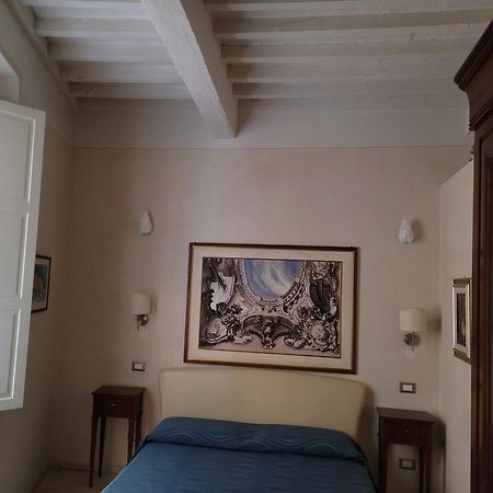 Relais Dei Mercanti B&B And Suites Pisa Bagian luar foto