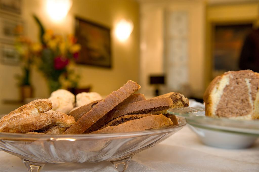 Relais Dei Mercanti B&B And Suites Pisa Bagian luar foto