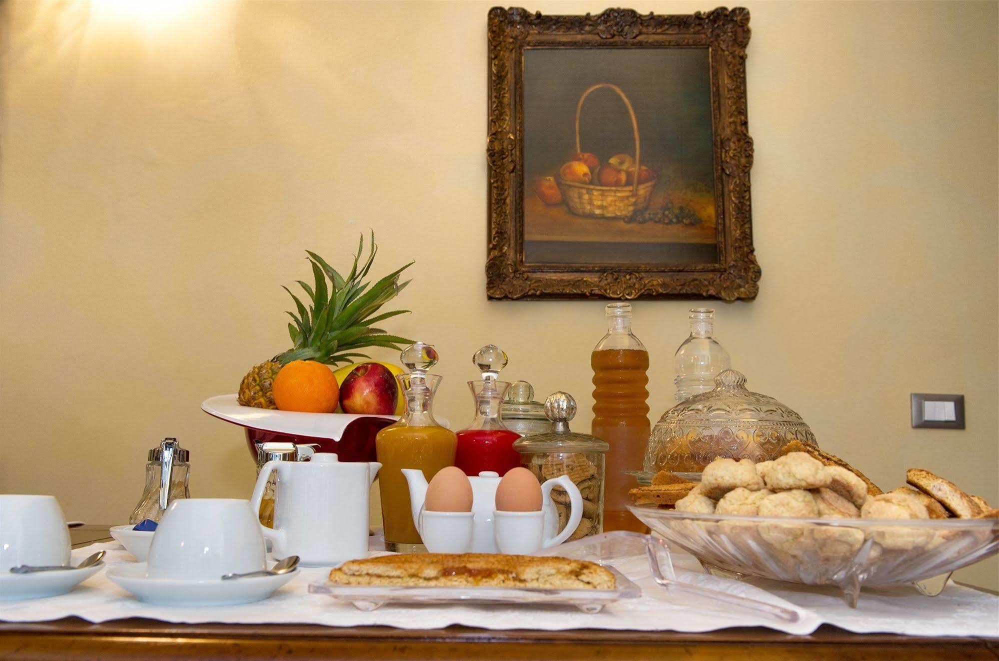 Relais Dei Mercanti B&B And Suites Pisa Bagian luar foto