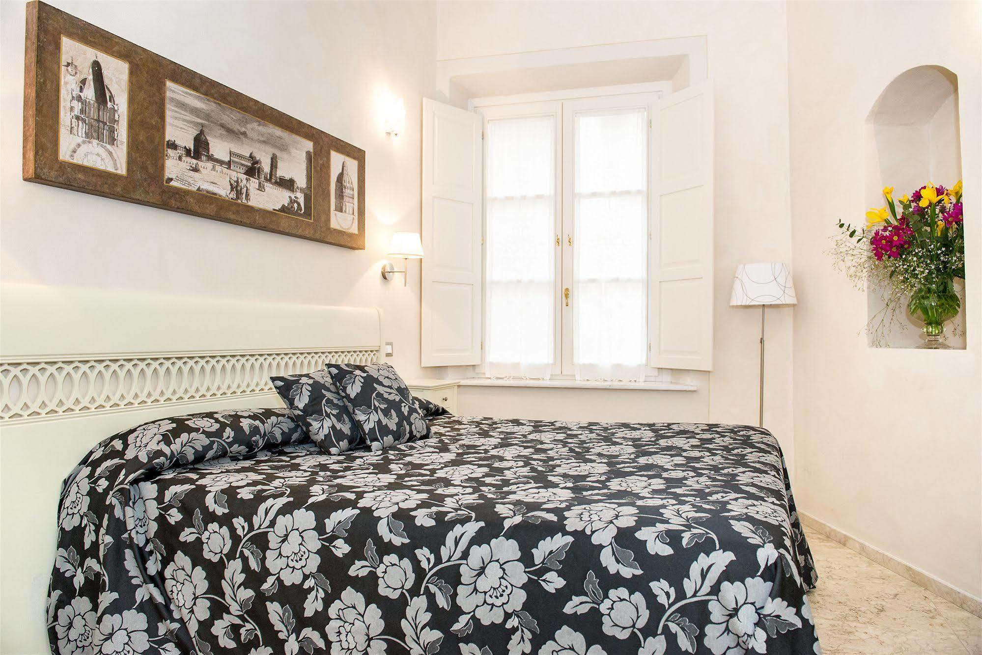 Relais Dei Mercanti B&B And Suites Pisa Bagian luar foto