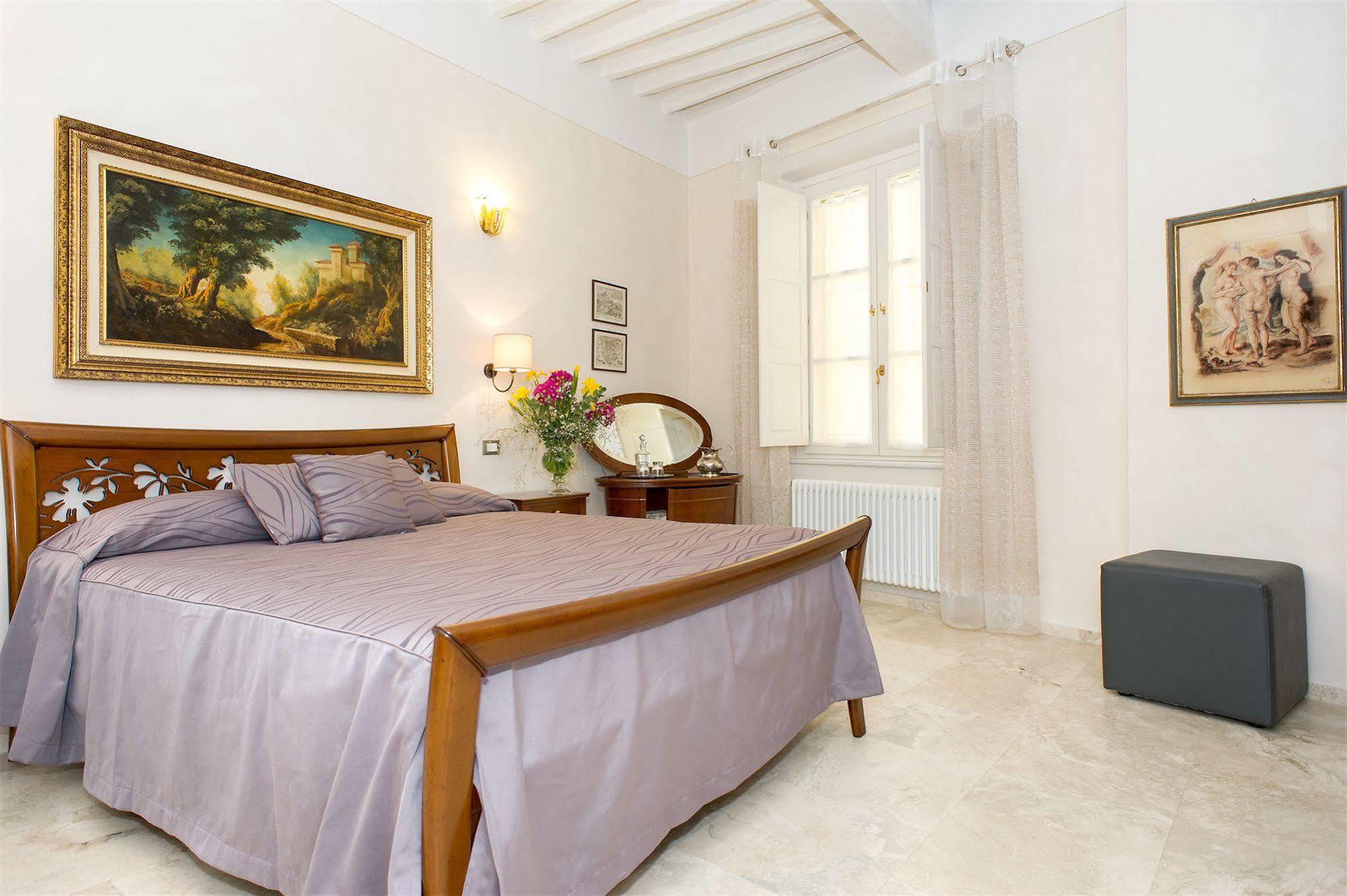 Relais Dei Mercanti B&B And Suites Pisa Bagian luar foto