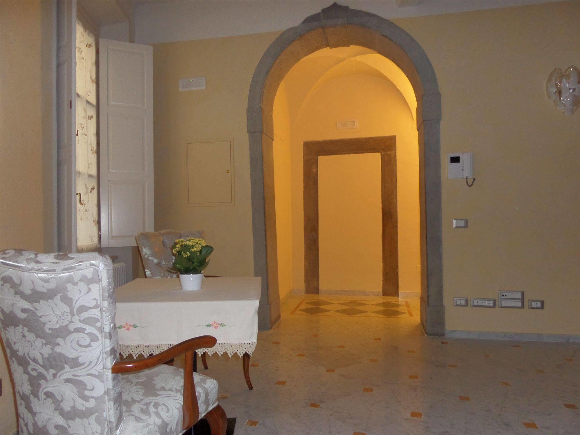 Relais Dei Mercanti B&B And Suites Pisa Bagian luar foto
